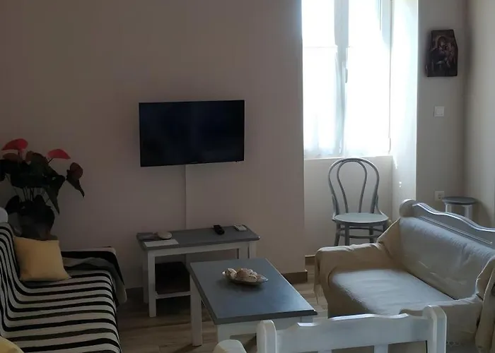 بيت للعطل Traditional House Rifi