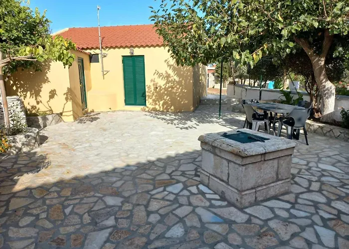 بيت للعطل Traditional House *